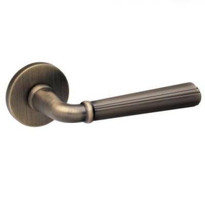 klamka cascada fit patyna.jpg