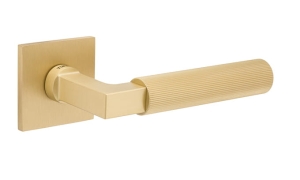 Klamka Tupai 4211 5SQ mosiądz satyna mat